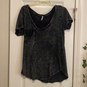 Z Supply acid wash pocket tee!